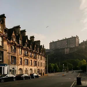 33 Castle Terrace Aparthotel Edinburgh